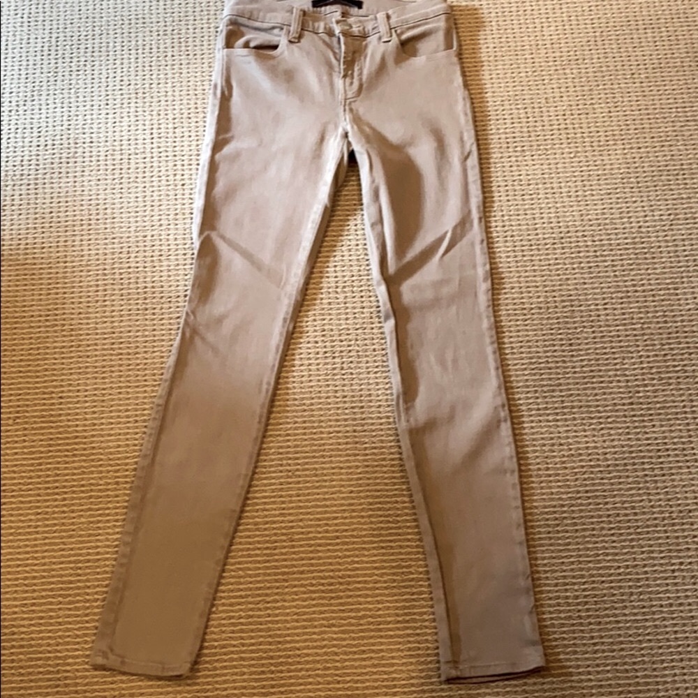 J BRAND TAN STRETCHY JEANS IN A REALLY HARD COLOR TO FIND - Picture 2 of 8
